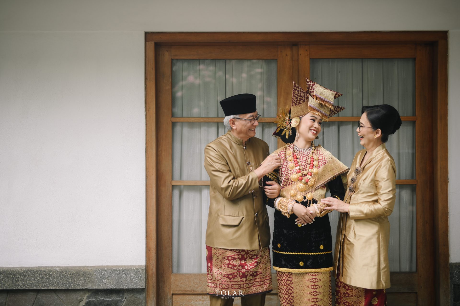 Momen keluarga bersama pengantin